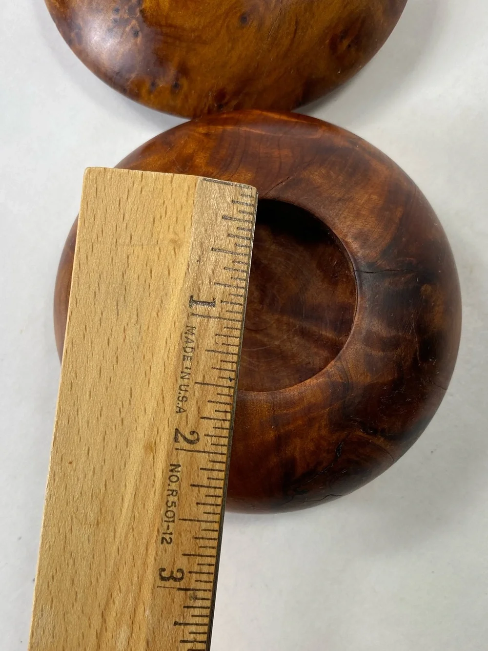 N/A round wooden